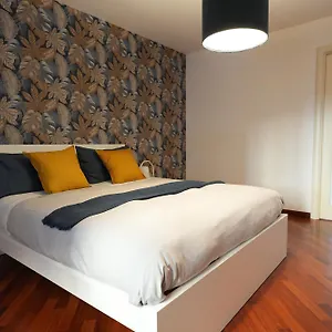  Apartment Due Passi Dal Borgo Antico Italy